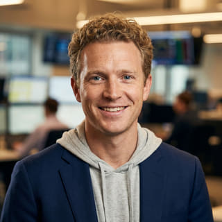 Ryan Brooks, Analyste Principal en Trading au sein de Robuste Mûrisvane