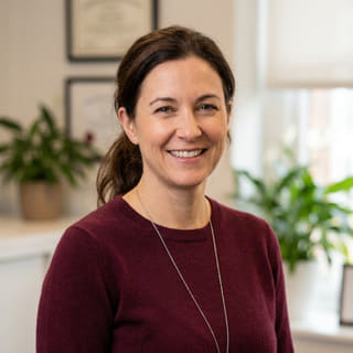 Laura Bennett, chargée de la Conformité & Réglementation au sein de Robuste Mûrisvane